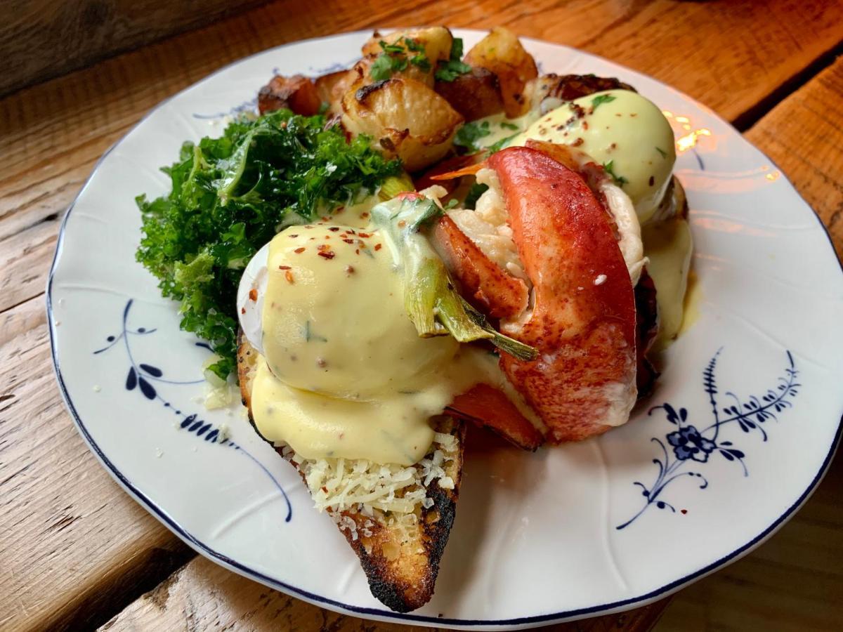 Slaymaker & Nichols Gastro House & Inn 夏洛特敦 外观 照片