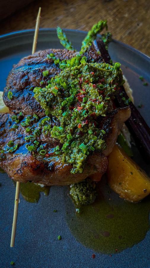 Slaymaker & Nichols Gastro House & Inn 夏洛特敦 外观 照片