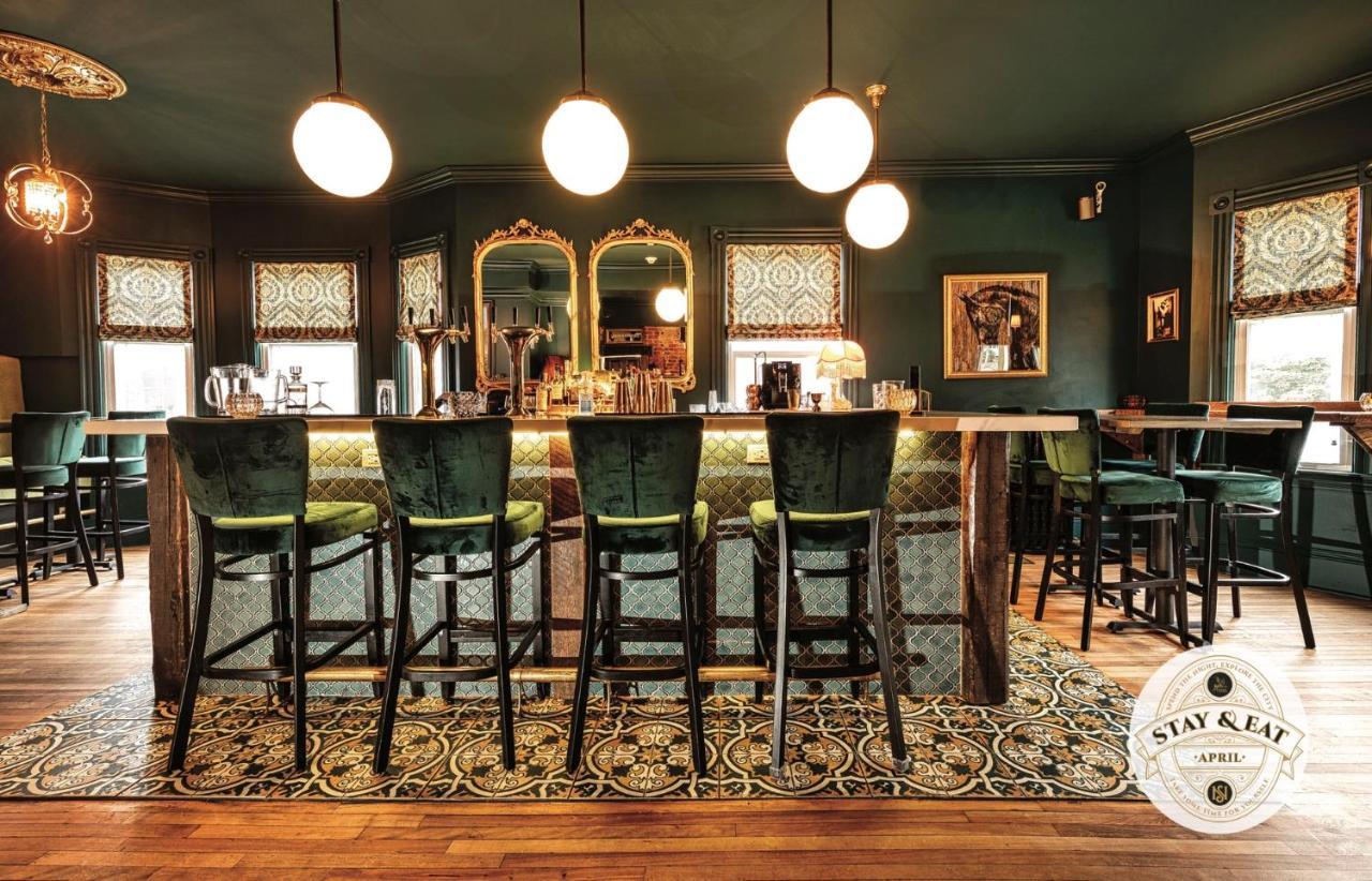 Slaymaker & Nichols Gastro House & Inn 夏洛特敦 外观 照片