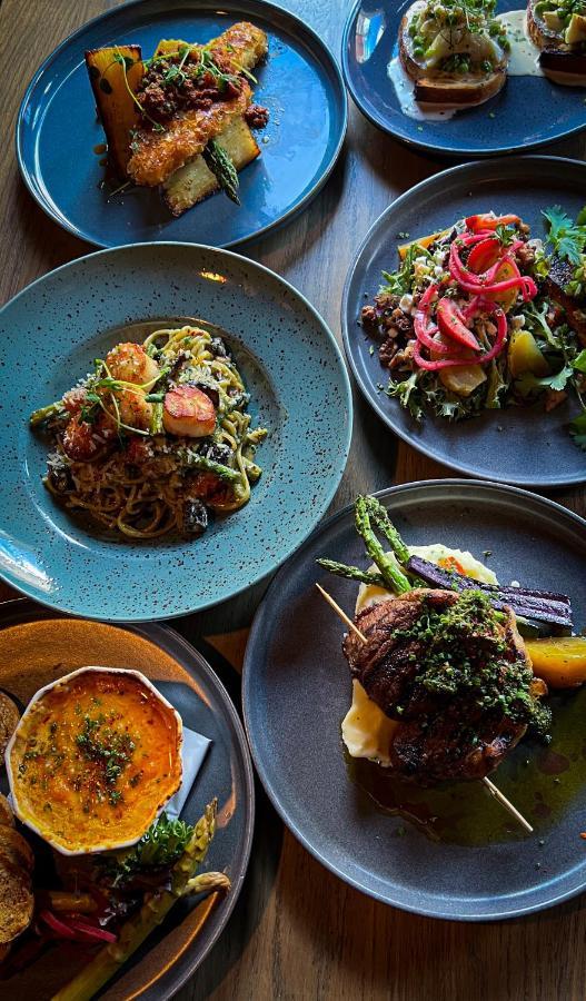 Slaymaker & Nichols Gastro House & Inn 夏洛特敦 外观 照片